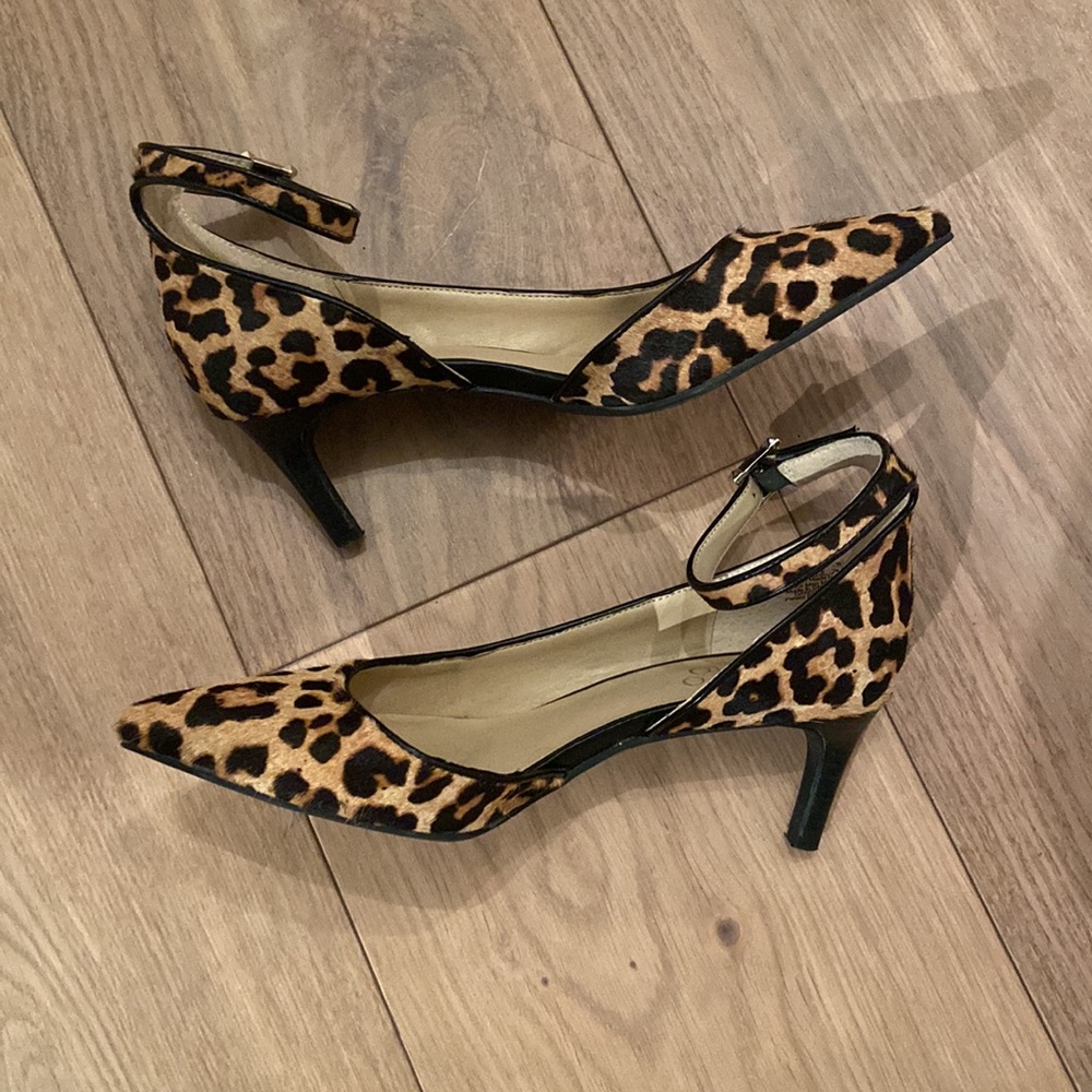 Leopard Pump - Picture 3 of 3